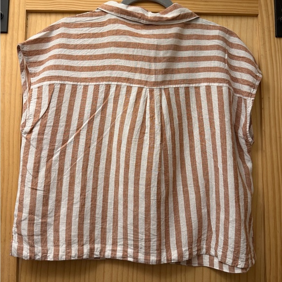 Old Navy Women’s Tan and White Striped Shirt - Picture 2 of 5